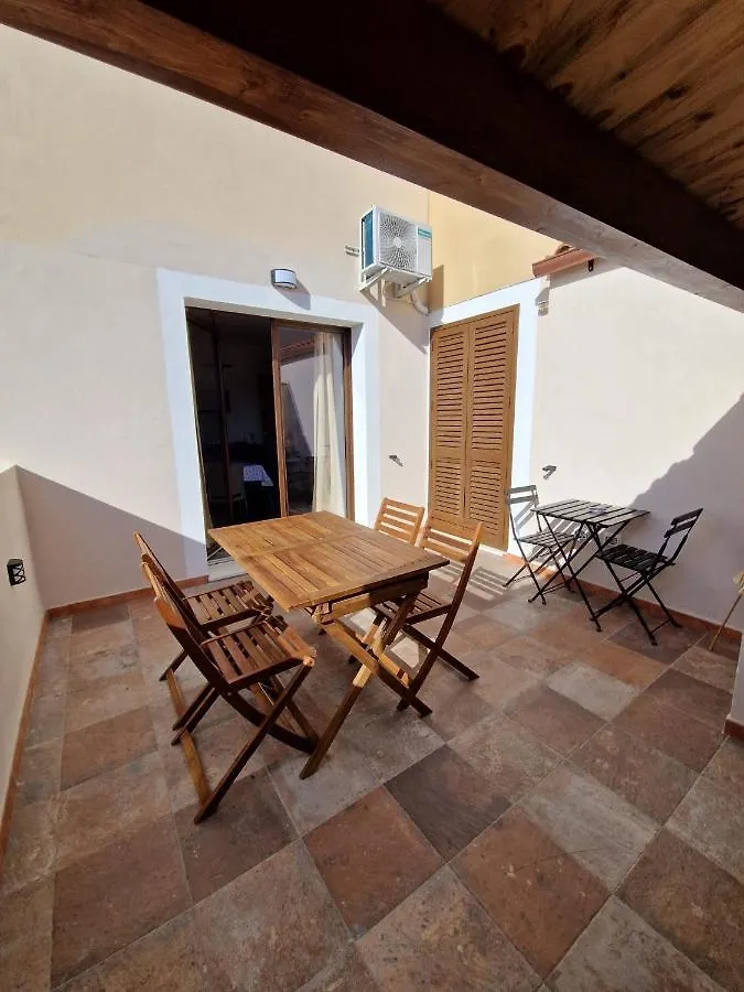 Casa Made' Bed & Breakfast Iglesias